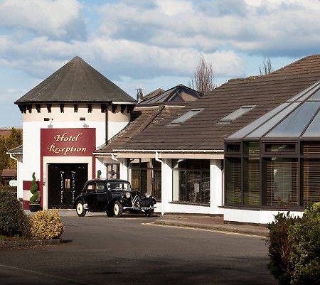 Lodge Hotel Coleraine Esterno foto