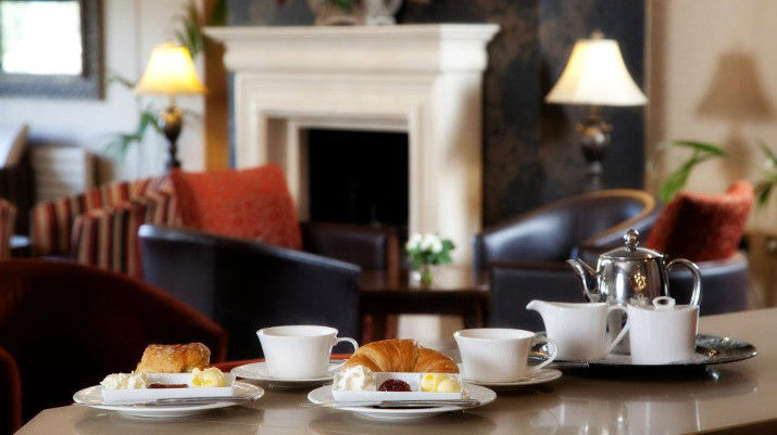 Lodge Hotel Coleraine Esterno foto